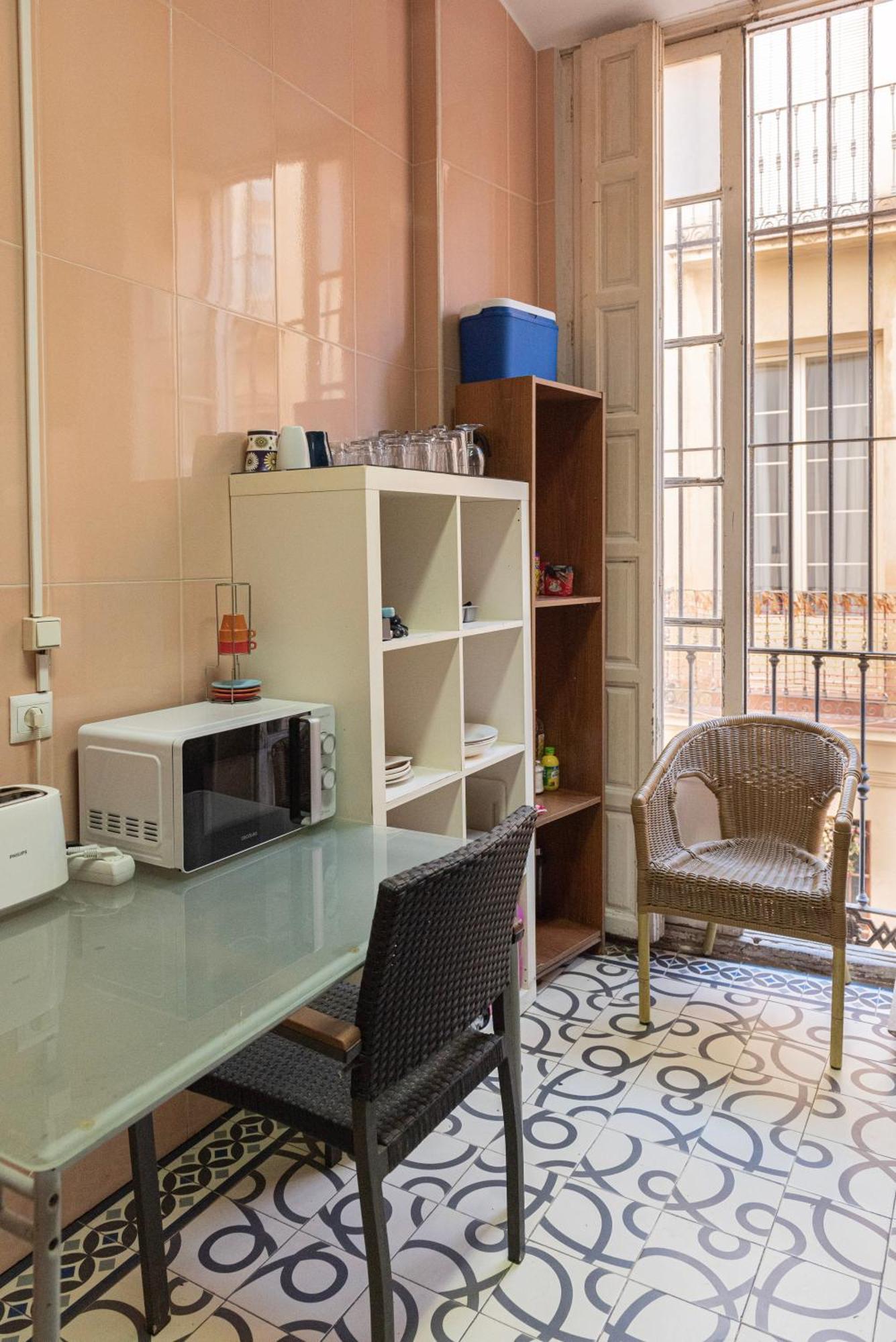 Private Rooms In Historic Building On The Square マラガ エクステリア 写真